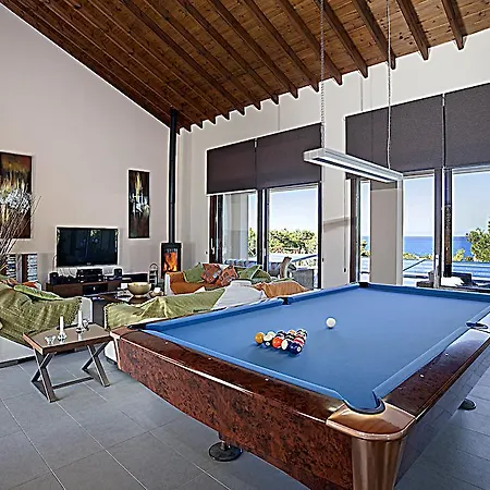 فيلة Luxury In Nature